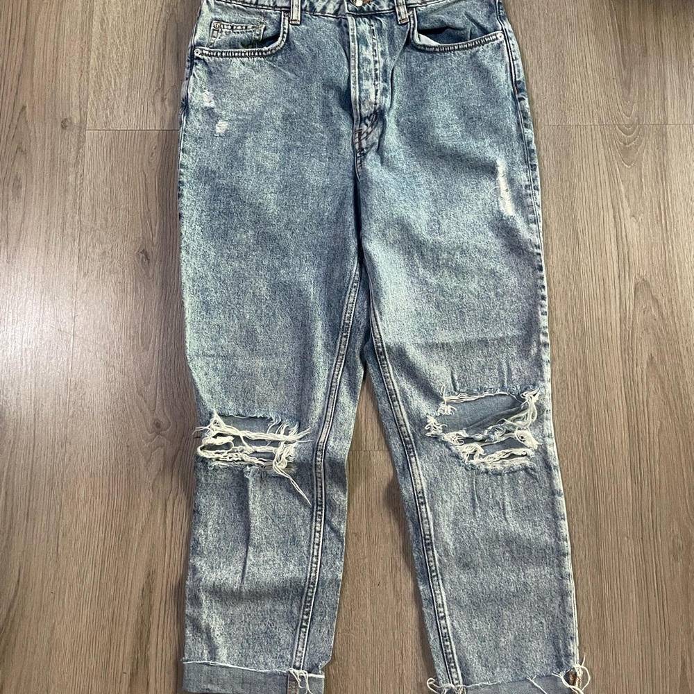 H&M Relaxed Fit Distressed Gray Jeans